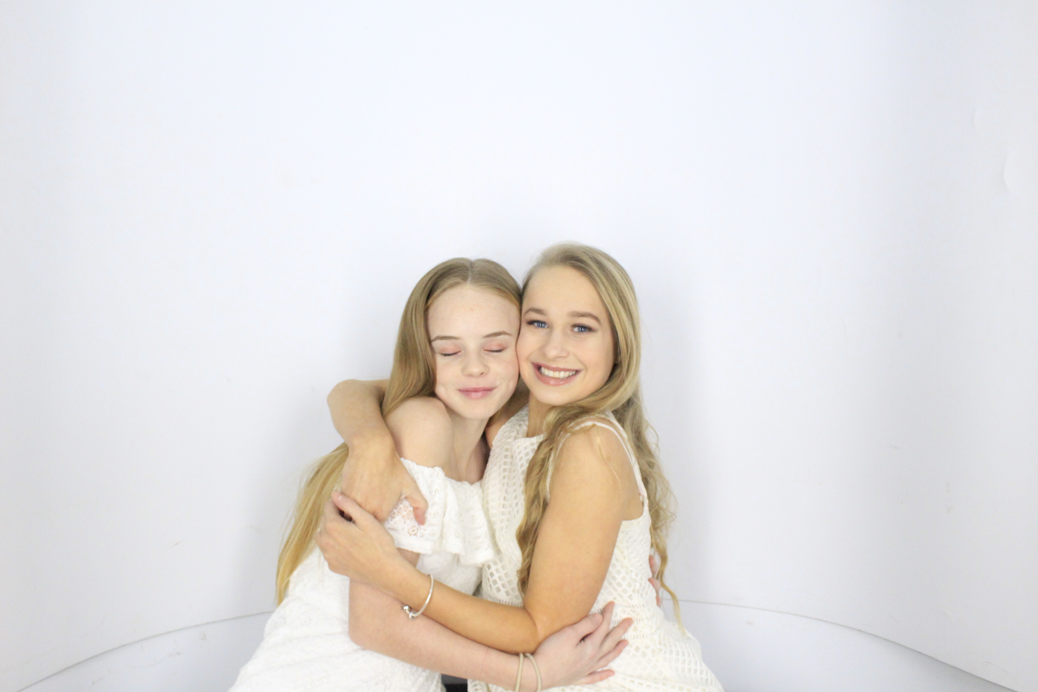 Issy & Alice's 18th Birthday Party | View more photos from the event at gallery.myphotoboothexperience.co.uk/u/MyPhotoBoothExperienceLtd/Issy-Alices-18th-Birthday-Party